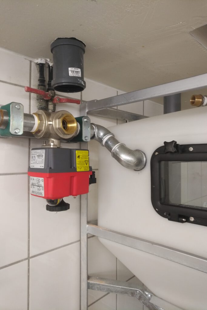 IMG_20220214_1639217-683x1024