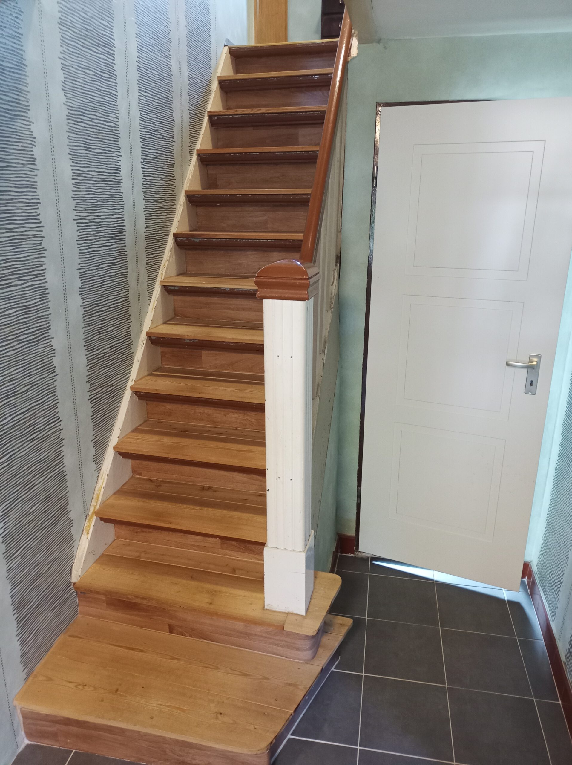 flur-treppe2